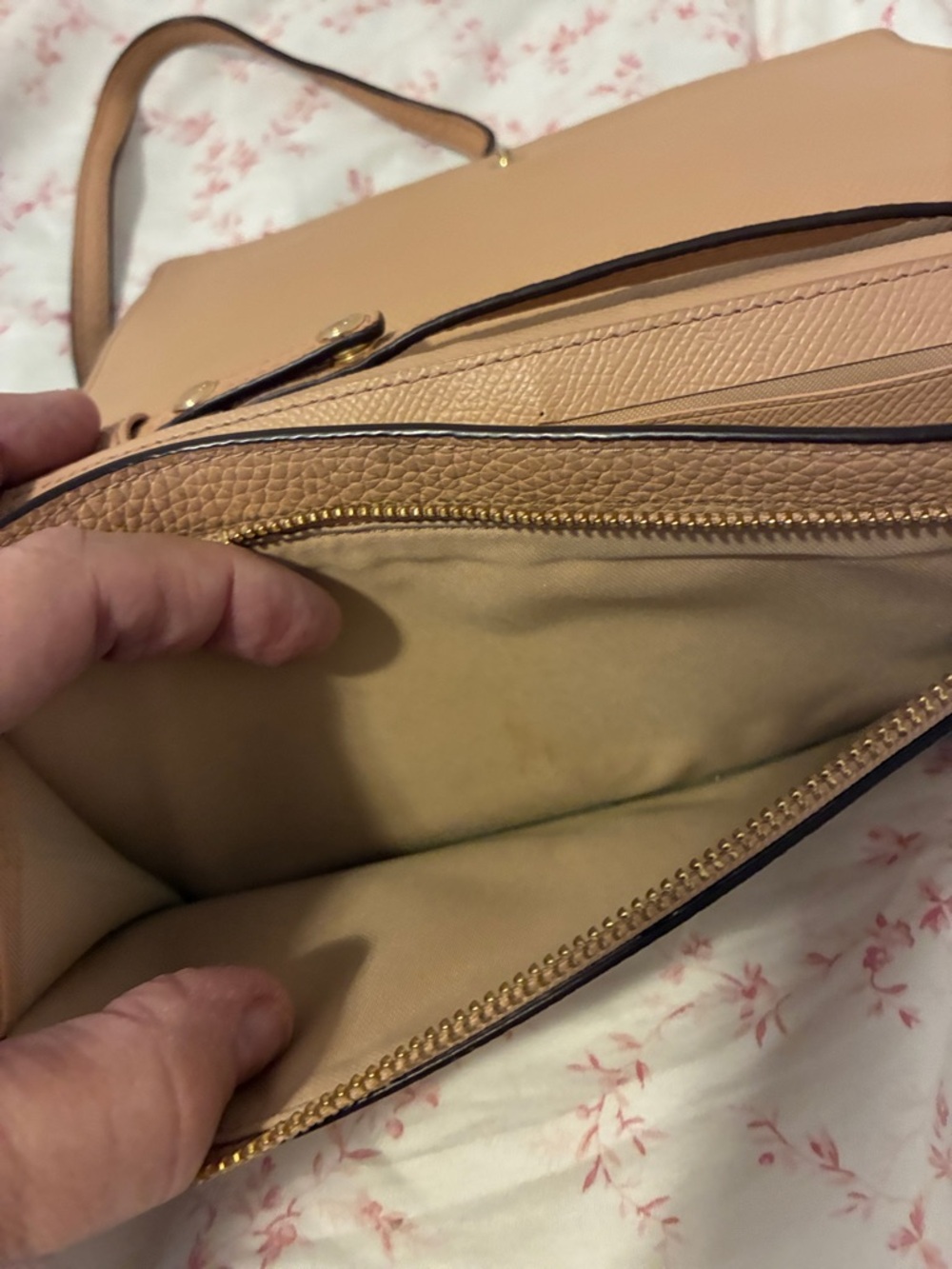 Coach Pebbled‎ Leather Crossbody in Tan Camel - Picture 5 of 10